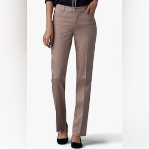 Lee Women's Straight Leg Pant